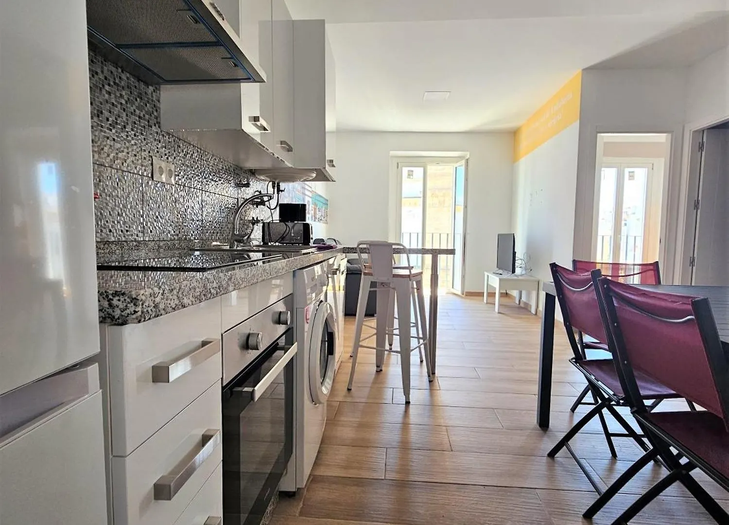 Apartamentos Plaza Santo Domingo Cádiz
