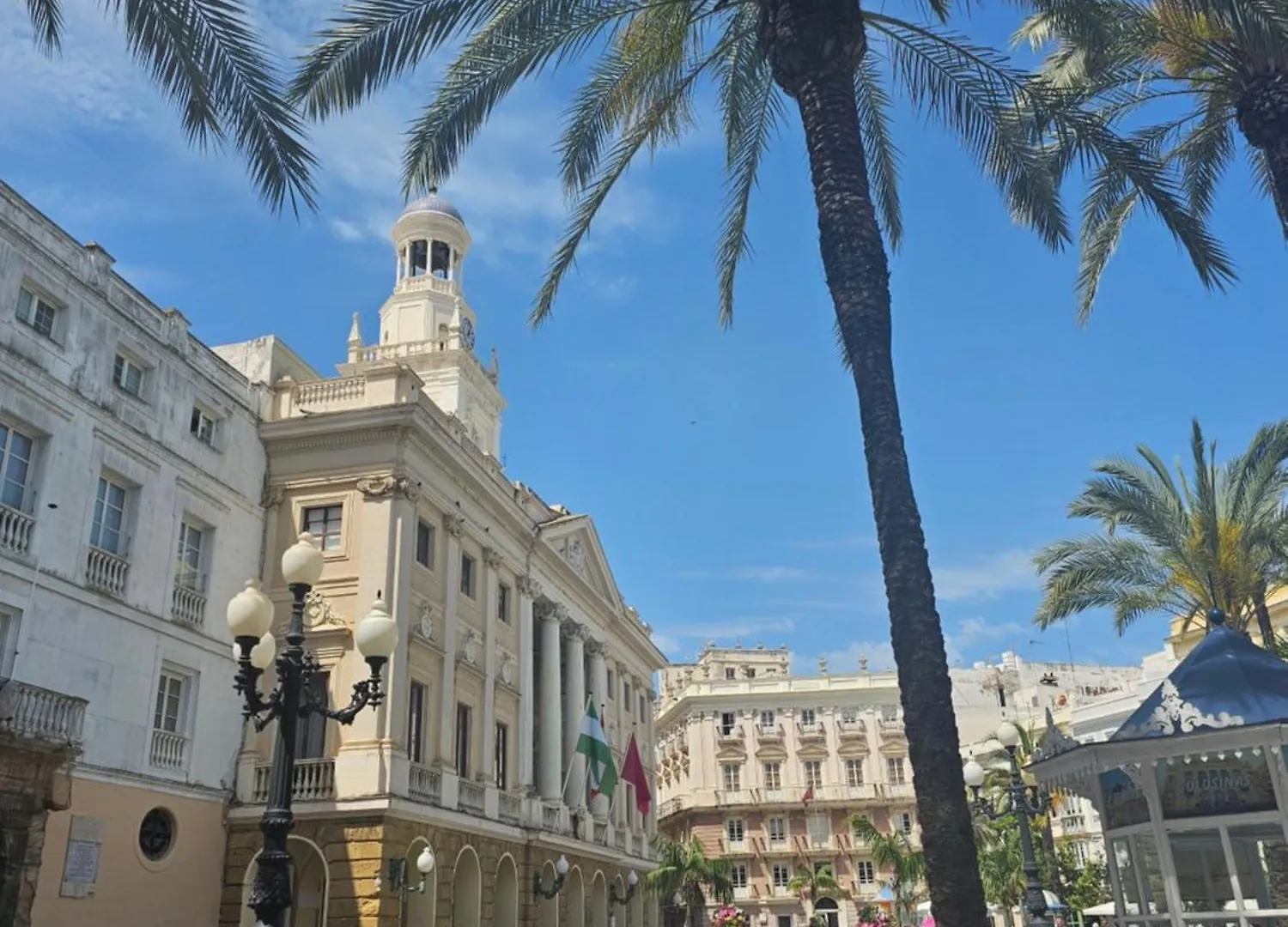 Apartamentos Plaza Santo Domingo Cádiz